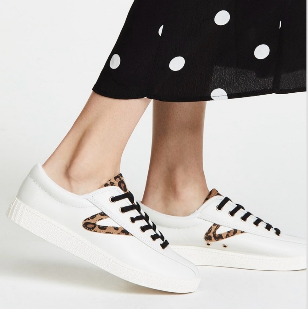 Tretorn Nylite 25 Plus White Leather & Leopard Print Lace Up Sneakers 9.5